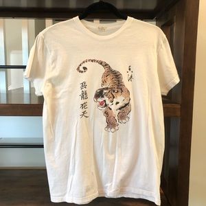 John Galt/Brandy Melville tee shirt with tiger